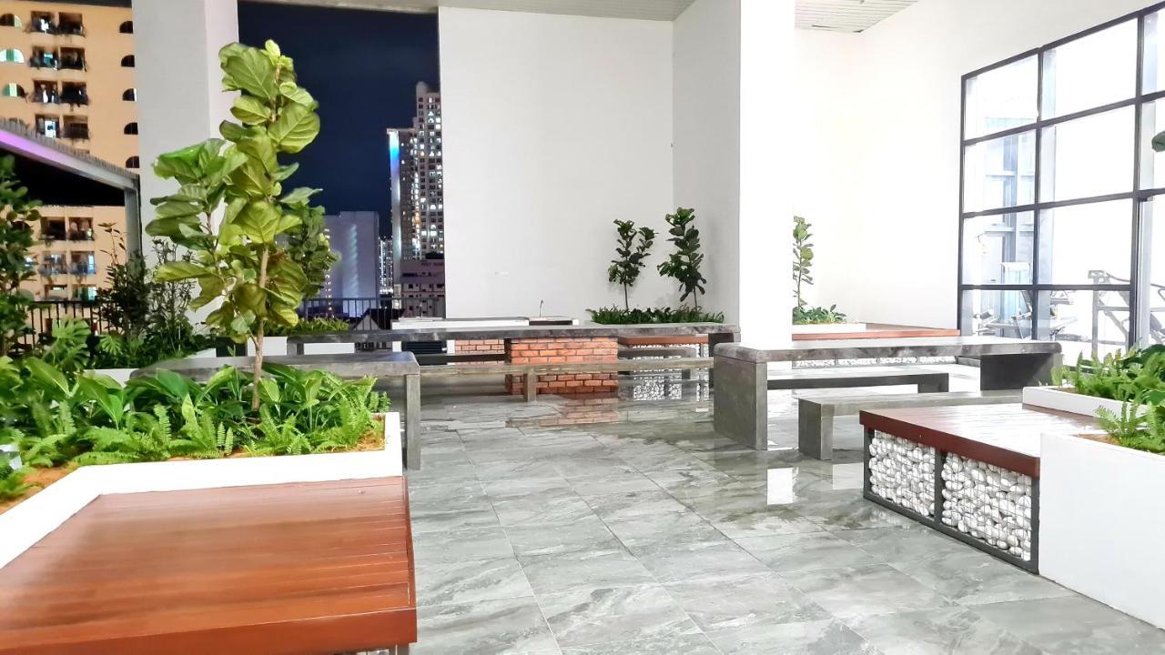 Chambers Serviced Suites Klcc By Cozy Stay Kuala Lumpur Extérieur photo